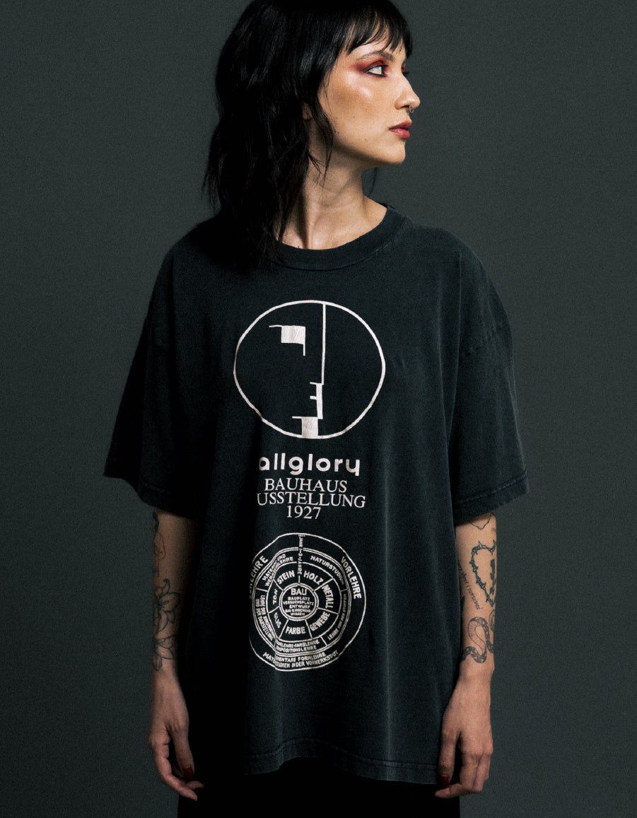 BAUHAUS Camiseta ALLGLORY Vintage Sun Black MODELO FRENTE
