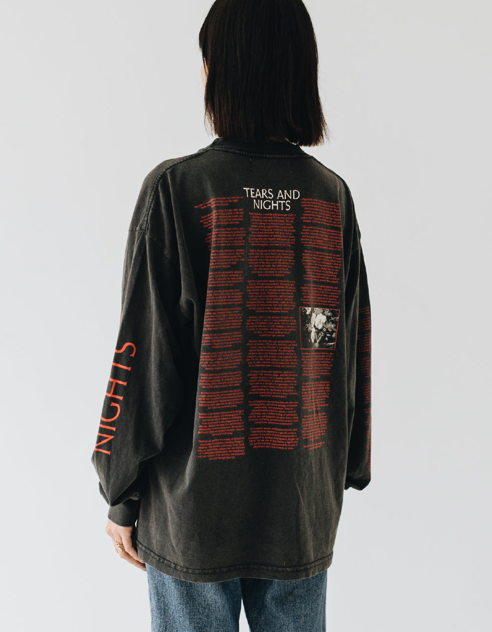 Tears and Nights Camiseta ALLGLORY Sun Black MODELO COSTAS